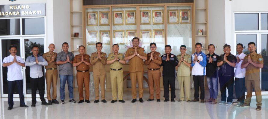 BUPATI OKU SELATAN TERIMA AUDIENSI IPSI, TEGASKAN DUKUNGAN PEMBINAAN ATLET PENCAK SILAT
