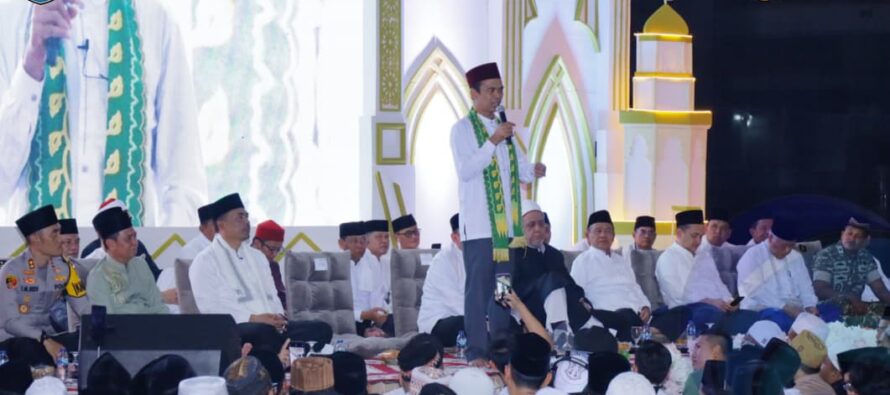 RIBUAN MASYARAKAT OKU SELATAN HADIRI TABLIGH AKBAR BERSAMA USTADZ PROF. H. ABDUL SOMAD, LC., D.E.S.A., PH.D.