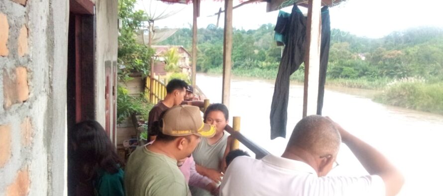 BPBD OKU SELATAN GERAK CEPAT TANGANI KASUS ANAK HANYUT DI BANTARAN SUNGAI