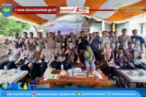 SEKDA OKU SELATAN IKUTI BAKTI SOSIAL BEDAH RUMAH SERENTAK SE-SUMSEL DALAM RANGKA HARI BHAYANGKARA