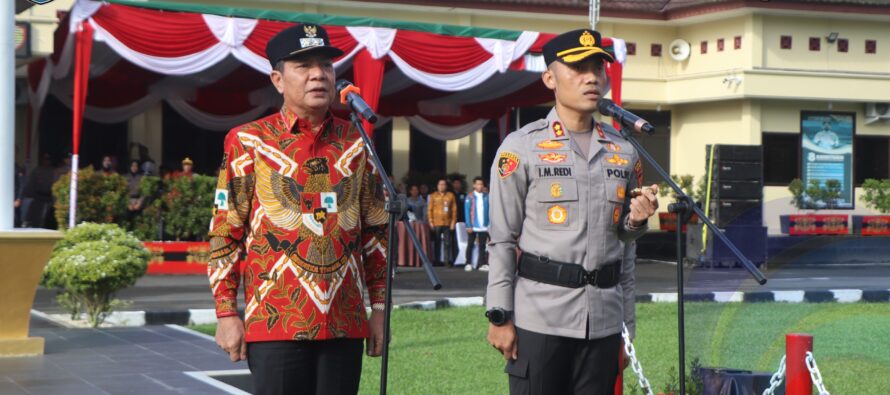 WABUP OKU SELATAN HADIRI APEL BERSAMA DAN IKRAR SABUK KAMTIBMAS “NYAGO BUMI SRIWIJAYA AMAN BAE”