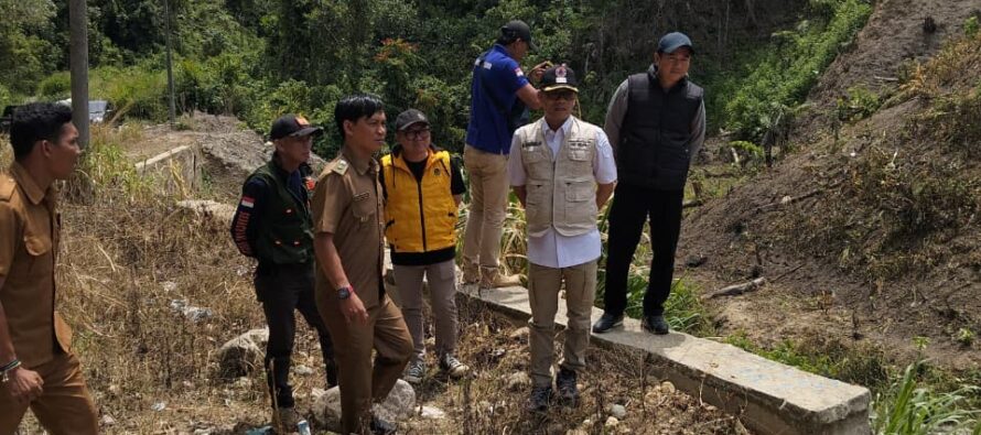 PEMERINTAH KABUPATEN OKU SELATAN GERAK CEPAT TANGANI JALAN AMBLAS DI DESA SINAR MARGA KECAMATAN MEKAKAU ILIR