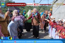 BUNDA PAUD OKU SELATAN BERIKAN PEMBINAAN PROGRAM POKJA PAUD DI KECAMATAN PULAU BERINGIN.