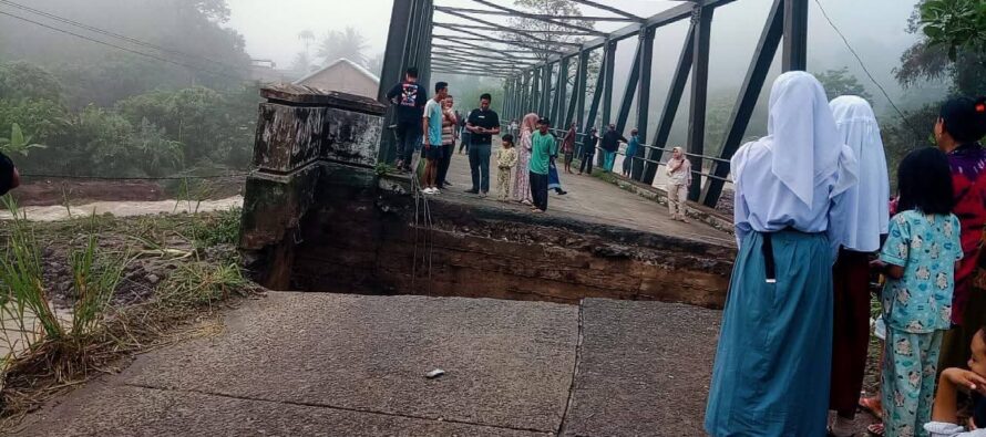 IMBAUAN BUPATI OKU SELATAN TERKAIT BENCANA LUAPAN SUNGAI DI KECAMATAN MEKAKAU ILIR