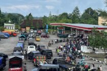 PEMKAB OKU SELATAN TINDAK LANJUTI HASIL RAPAT BUPATI, ANTREAN BBM DI SEJUMLAH SPBU TERPANTAU LEBIH TERTIB