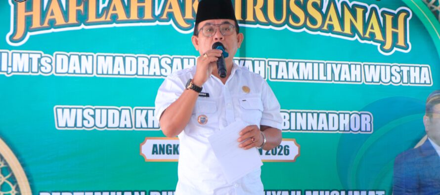WAKILI BUPATI OKU SELATAN, CAMAT BUAY RAWAN HADIRI HAFLAH AKHIRUSSANAH DAN TASYAKURAN KHOTMIL QURAN DI PONPES MADINATUL ULUM SUKAJAYA