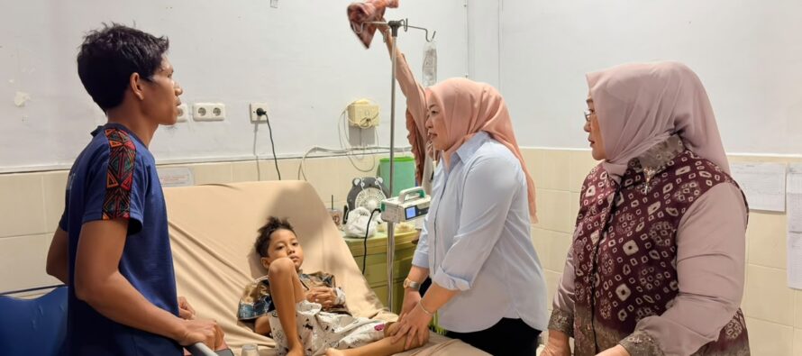 KETUA TP PKK KABUPATEN OKU SELATAN SAMBANGI ANANDA MUHAMMAD UBAIDILLAH ADZ-DZIKRI, BERIKAN DUKUNGAN DAN MOTIVASI