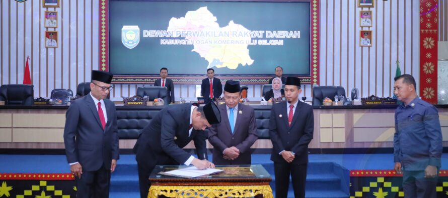 SINERGI EKSEKUTIF DAN LEGISLATIF, BUPATI ABUSAMA SAMPAIKAN RAPERDA PERTANGGUNGJAWABAN APBD 2025 DI PARIPURNA DPRD