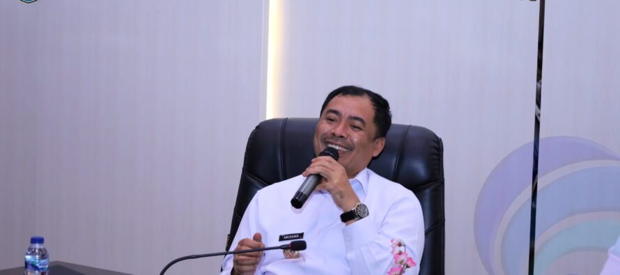 BUPATI OKU SELATAN TERIMA AUDIENSI PERWAKILAN PPPK PARUH WAKTU TENAGA KESEHATAN, TENAGA PENDIDIK DAN TENAGA TEKNIS.