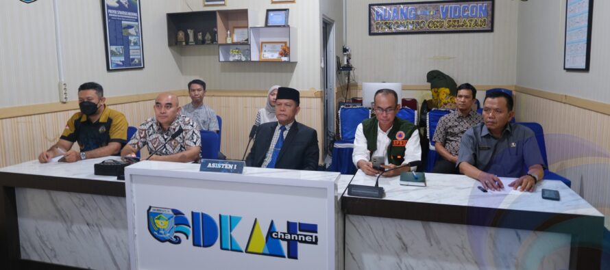 ASISTEN I OKU SELATAN IKUTI RAKOR PENANGANAN KARHUTLA BERSAMA KEMENDAGRI SECARA VIRTUAL